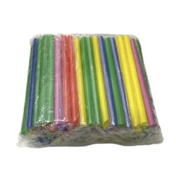 مصاصات عصير ملون